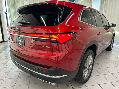 Certified 2025 Buick Enclave Preferred w/ Super Cruise Package AWD/4WD image 5