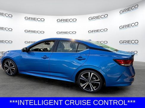 Used 2023 Nissan Sentra SR w/ SR Premium Package FWD image 5