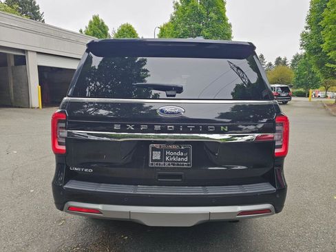 Used 2024 Ford Expedition Limited AWD/4WD image 6