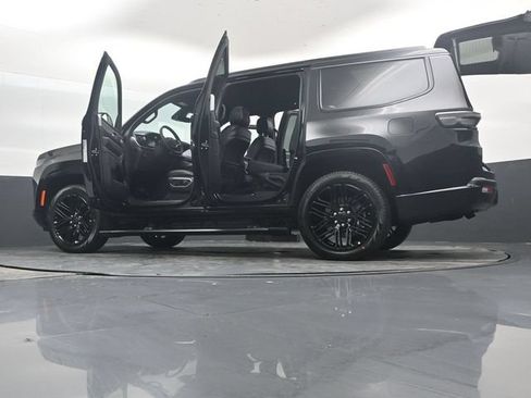 New 2026 Jeep Grand Wagoneer Limited AWD/4WD image 56