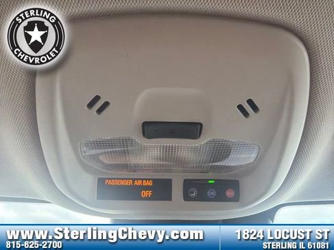 Used 2025 Chevrolet Trax LT FWD image 21