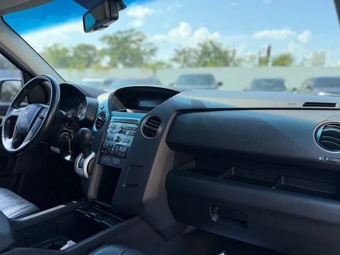 Used 2011 Honda Pilot EX-L image 17