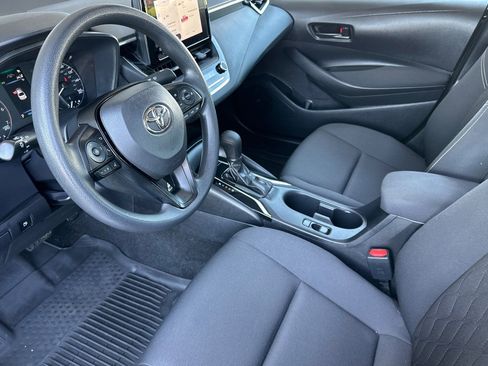 Used 2023 Toyota Corolla LE image 12