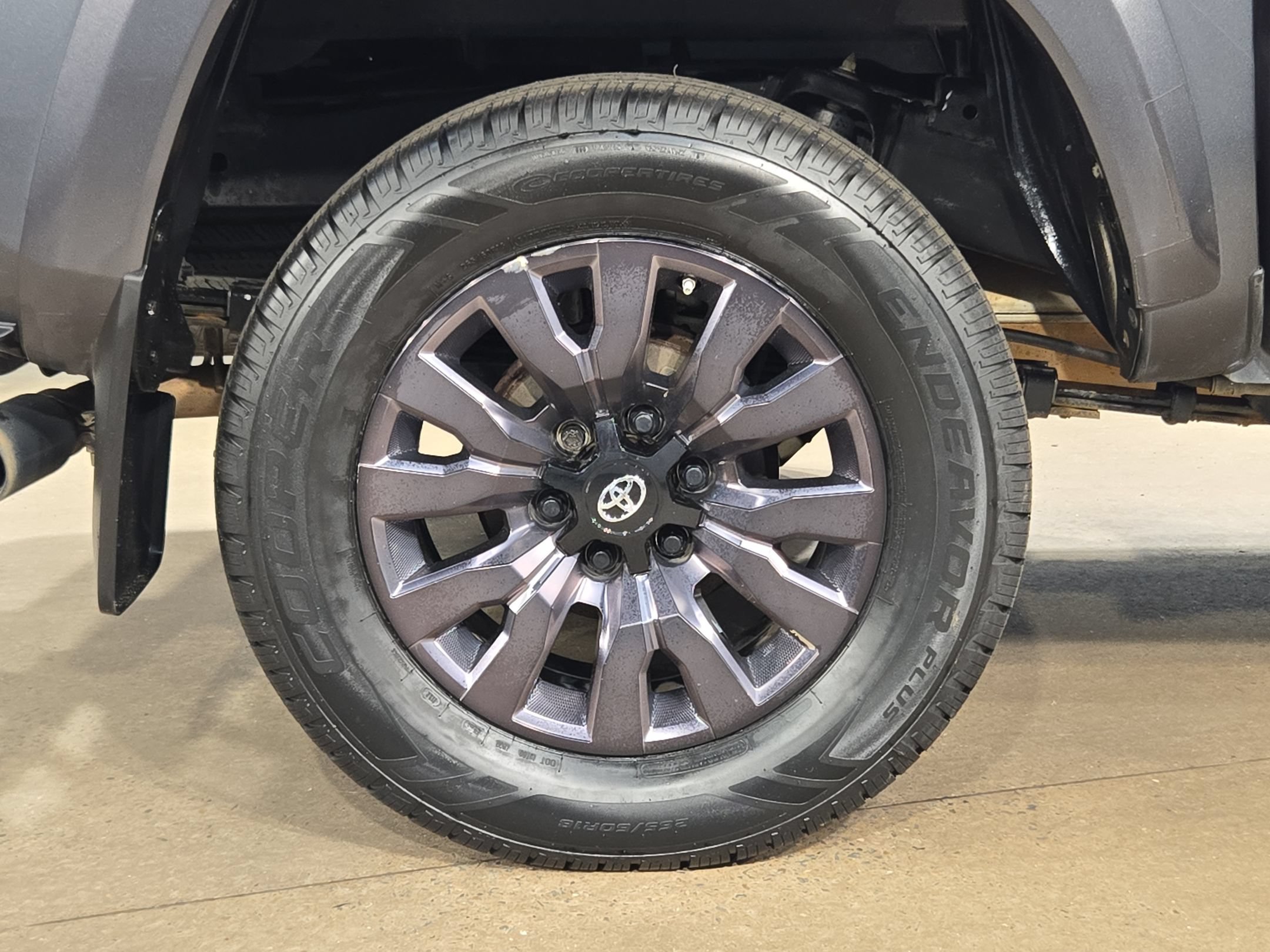 Used 2021 Toyota Tacoma Limited w/ Nightshade Package AWD/4WD image 17