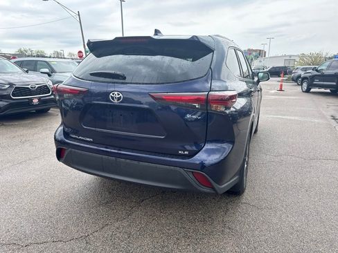 Used 2025 Toyota Highlander XLE AWD/4WD image 14