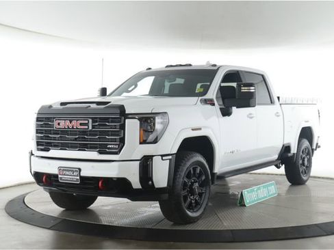 Used 2026 GMC Sierra 2500 AT4 w/ AT4 Premium Plus Package AWD/4WD image 10