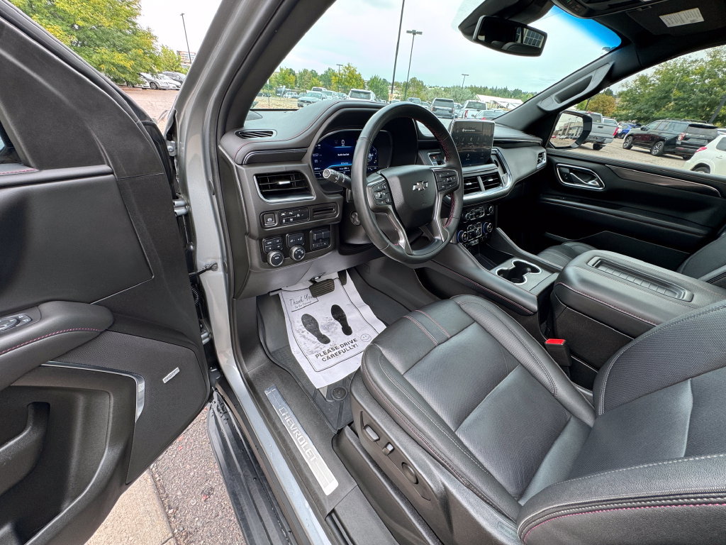Used 2023 Chevrolet Suburban RST w/ Sport Performance Package AWD/4WD image 25