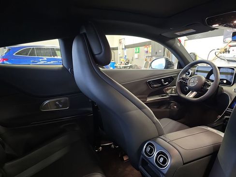 New 2026 Mercedes-Benz CLE 450 4MATIC Coupe image 11