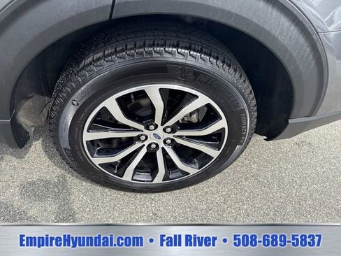 Used 2025 Ford Explorer ST-Line AWD/4WD image 14