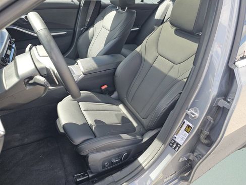 Used 2025 BMW 330i xDrive Sedan w/ Convenience Package AWD/4WD image 6