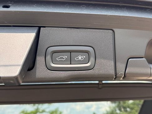 Certified 2026 Volvo XC60 B5 Plus w/ Climate Package AWD/4WD image 6