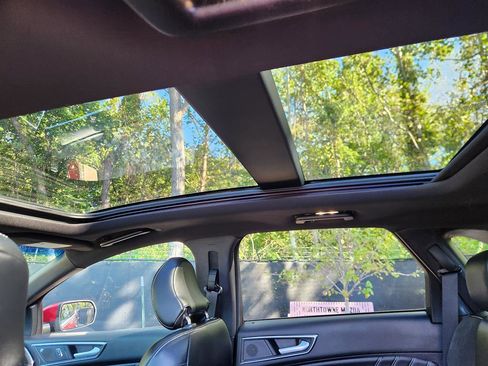 Used 2019 Ford Edge ST w/ Equipment Group 401A image 26