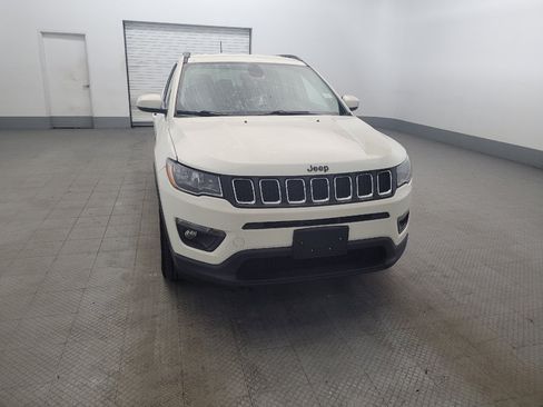 Used 2020 Jeep Compass Latitude AWD/4WD image 14