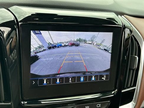 Certified 2020 Chevrolet Traverse High Country w/ LPO, Floor Liner Package AWD/4WD image 15