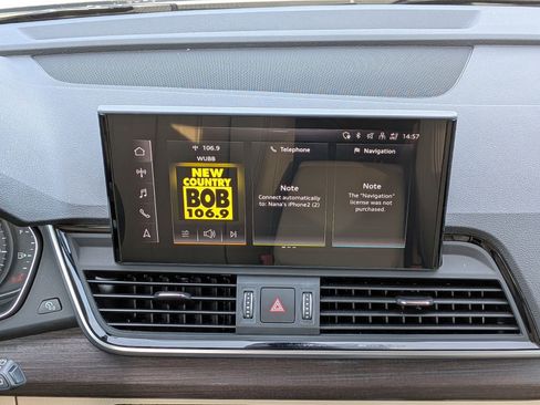 Used 2024 Audi Q5 2.0T Premium image 20