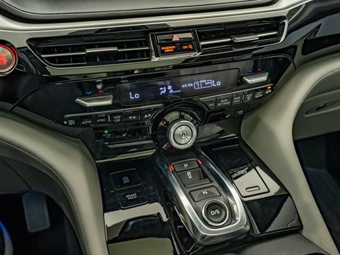 Certified 2022 Acura MDX FWD w/ Technology Package image 27