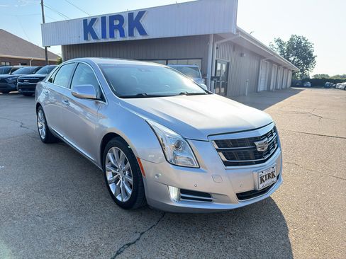 Used 2016 Cadillac XTS Luxury w/ Driver Awareness Package FWD image 7
