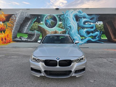 Used 2015 BMW 335i Sedan RWD image 3