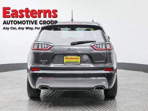 Used 2021 Jeep Cherokee Limited image 6