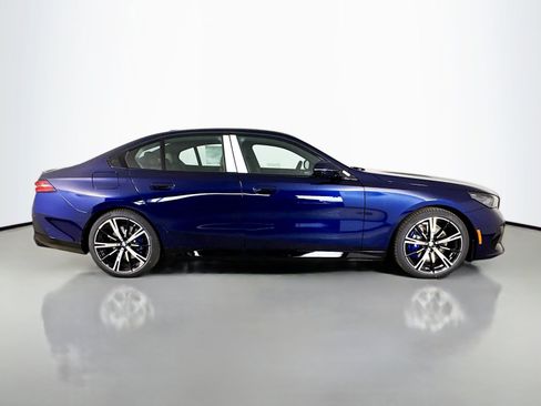 New 2026 BMW 540i xDrive w/ M Sport Package image 8