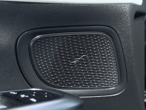 Used 2023 Mercedes-Benz C 300 4MATIC Sedan image 14