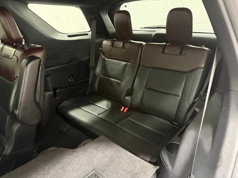 Used 2023 Ford Explorer Platinum w/ Technology Package image 42