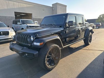 Used 2025 Jeep Gladiator Sport