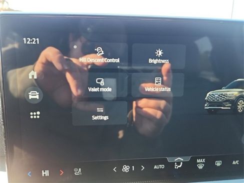 Used 2025 Ford Explorer ST-Line image 24