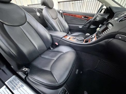Used 2007 Mercedes-Benz SL 550 w/ Premium Pkg I image 35