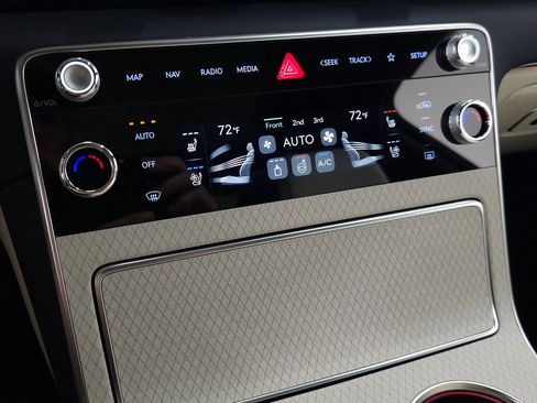 New 2026 Genesis GV80 3.5T Prestige image 28