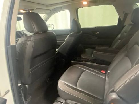 Used 2022 Nissan Pathfinder SL w/ SL Premium Package AWD/4WD image 13