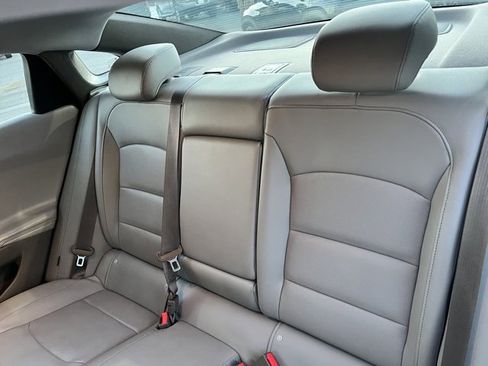 Used 2018 Chevrolet Malibu Premier w/ Driver Confidence Package image 13