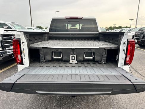 Certified 2024 GMC Sierra 1500 SLT w/ SLT Premium Plus Package AWD/4WD image 5