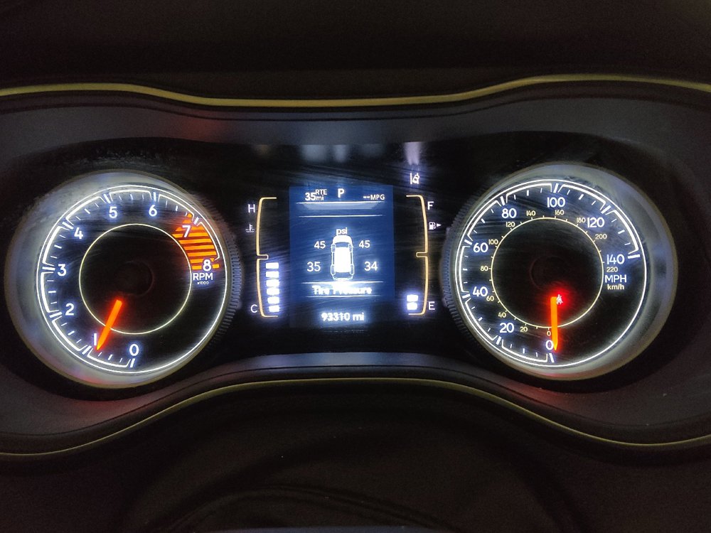 Used 2021 Jeep Cherokee Latitude Lux w/ Sun & Sound Group FWD image 23