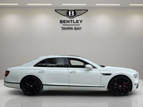 Certified 2022 Bentley Flying Spur V8 AWD/4WD image 9