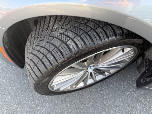 Used 2018 BMW 530e RWD image 23