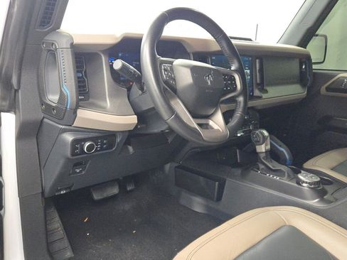 Used 2024 Ford Bronco Wildtrak image 23