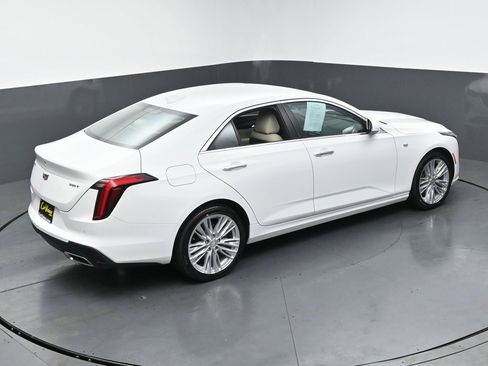 Used 2025 Cadillac CT4 Premium Luxury image 44