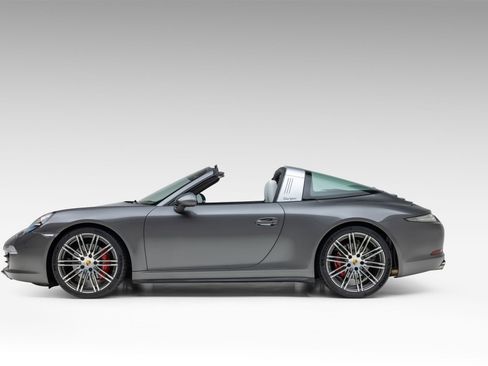 Used 2015 Porsche 911 Targa 4S image 7