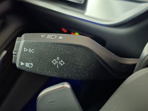 Certified 2025 BMW X5 xDrive40i w/ Executive Package image 33