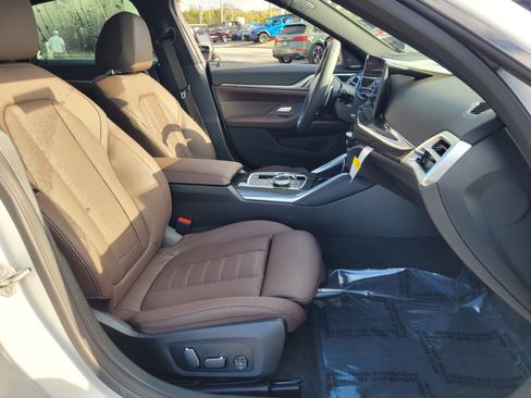 New 2026 BMW M440i w/ M Carbon Exterior Package image 17