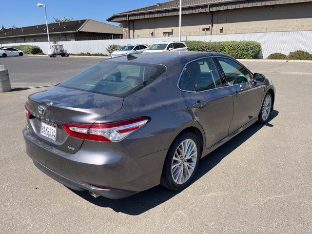 Used 2018 Toyota Camry XLE w/ Audio Package FWD image 3