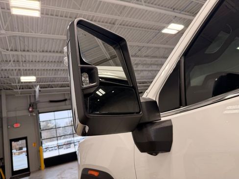 Used 2024 GMC Sierra 3500 Denali w/ Denali Reserve Package AWD/4WD image 19