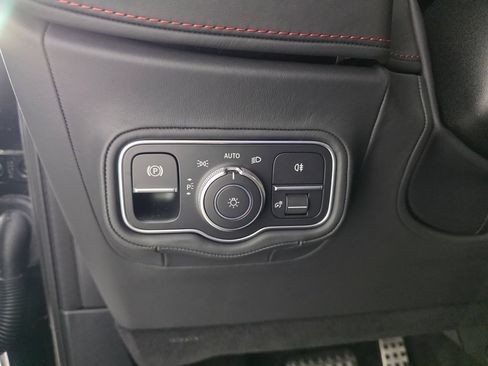 Used 2026 Mercedes-Benz G 63 AMG 4MATIC image 25