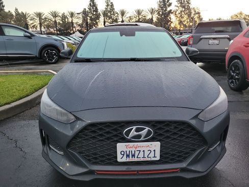 Used 2019 Hyundai Veloster Turbo Ultimate image 2