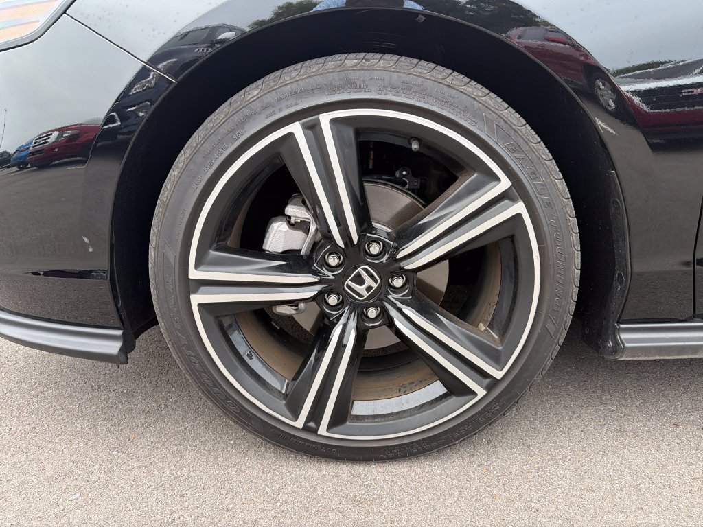 Used 2026 Honda Accord SE image 2