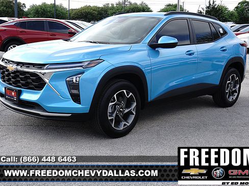 New 2026 Chevrolet Trax LT image 3