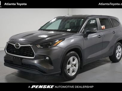 Used 2023 Toyota Highlander LE