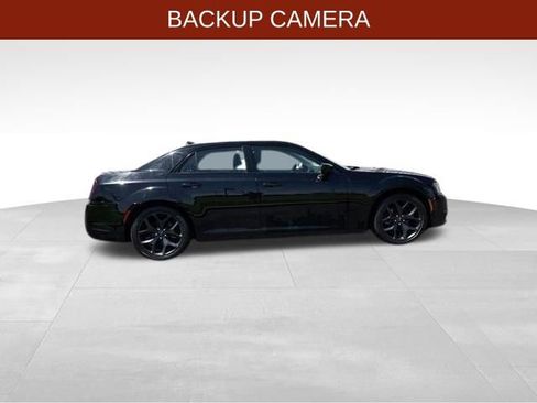 Used 2021 Chrysler 300 Touring w/ Sport Appearance Package RWD image 8