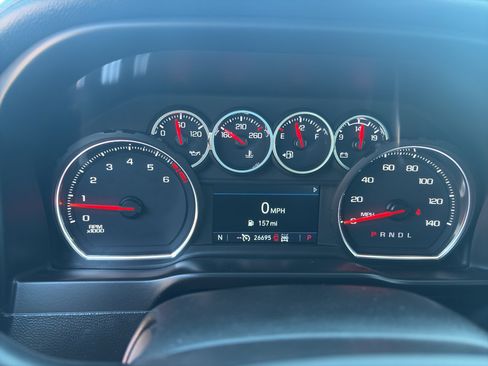 Used 2021 Chevrolet Silverado 1500 LTZ AWD/4WD image 11